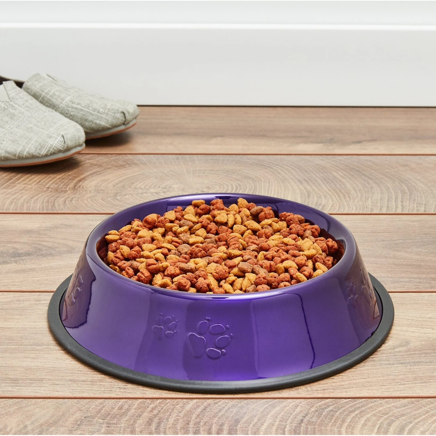 Platinum Pets Non-Skid Stainless Steel Embossed Dog & Cat Bowl 5 Platinum Pets Non-Skid Stainless Steel Embossed Dog & Cat Bowl - Image 5