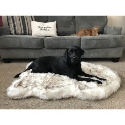 PawBrands PupRug Faux Fur Curve Orthopedic Pillow Dog Bed With Removable Cover, White -PetSafe Shop Sale 194376 PT7. AC SS1800 V1566830000
