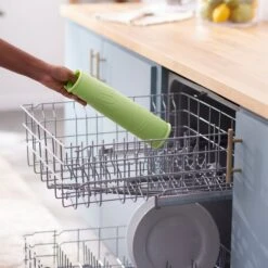 STAR WARS THE MANDALORIAN GROGU Nom Nom Silicone Dog & Cat Food Mat -PetSafe Shop Sale 291446 PT6. AC SS1800 V1633979818