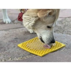 SodaPup Emat Honeycomb Dog Lick Mat -PetSafe Shop Sale 346975 PT7. AC SS1800 V1638316029