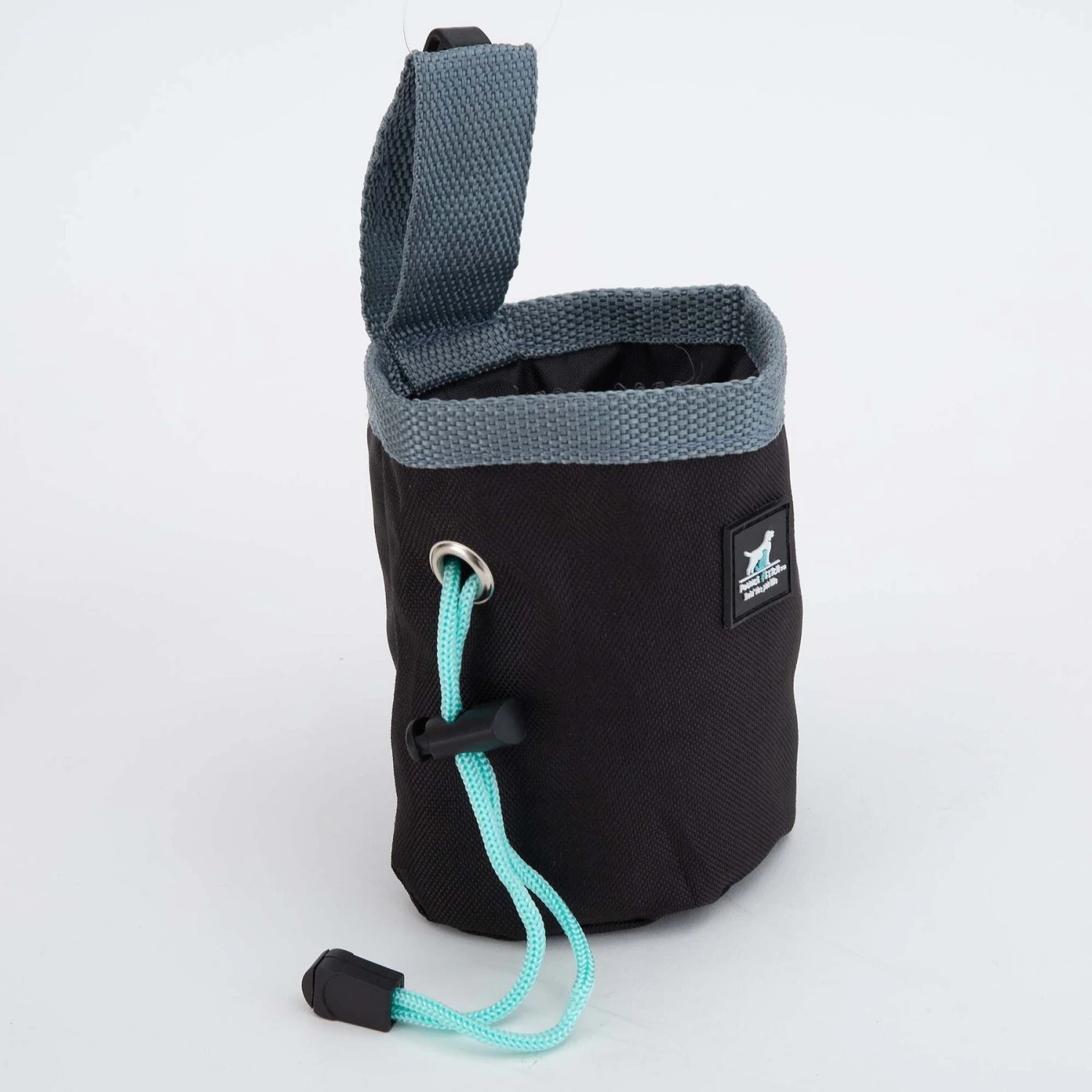 Pounce + Fetch Cat & Dog Training Treats Pouch, Black 2 Pounce + Fetch Cat & Dog Training Treats Pouch, Black - Image 2