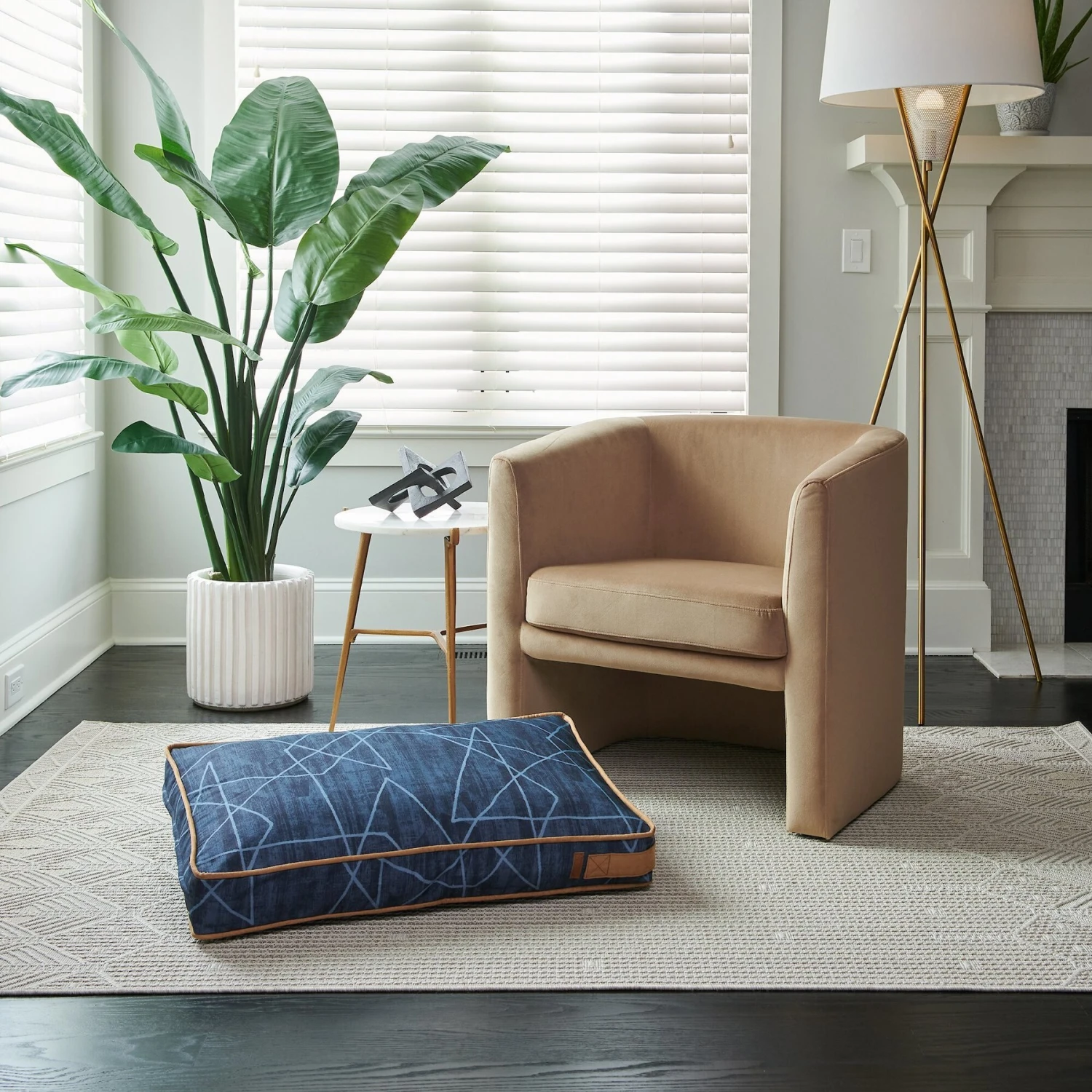 Bark And Slumber Lounger Pillow Dog Bed With Removable Cover 4 Bark And Slumber Lounger Pillow Dog Bed With Removable Cover - Image 4