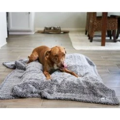 Pet Parents Premium Cat & Dog Blanket 15 Pet Parents Premium Cat & Dog Blanket -PetSafe Shop Sale 367742 PT6. AC SS1800 V1696280620