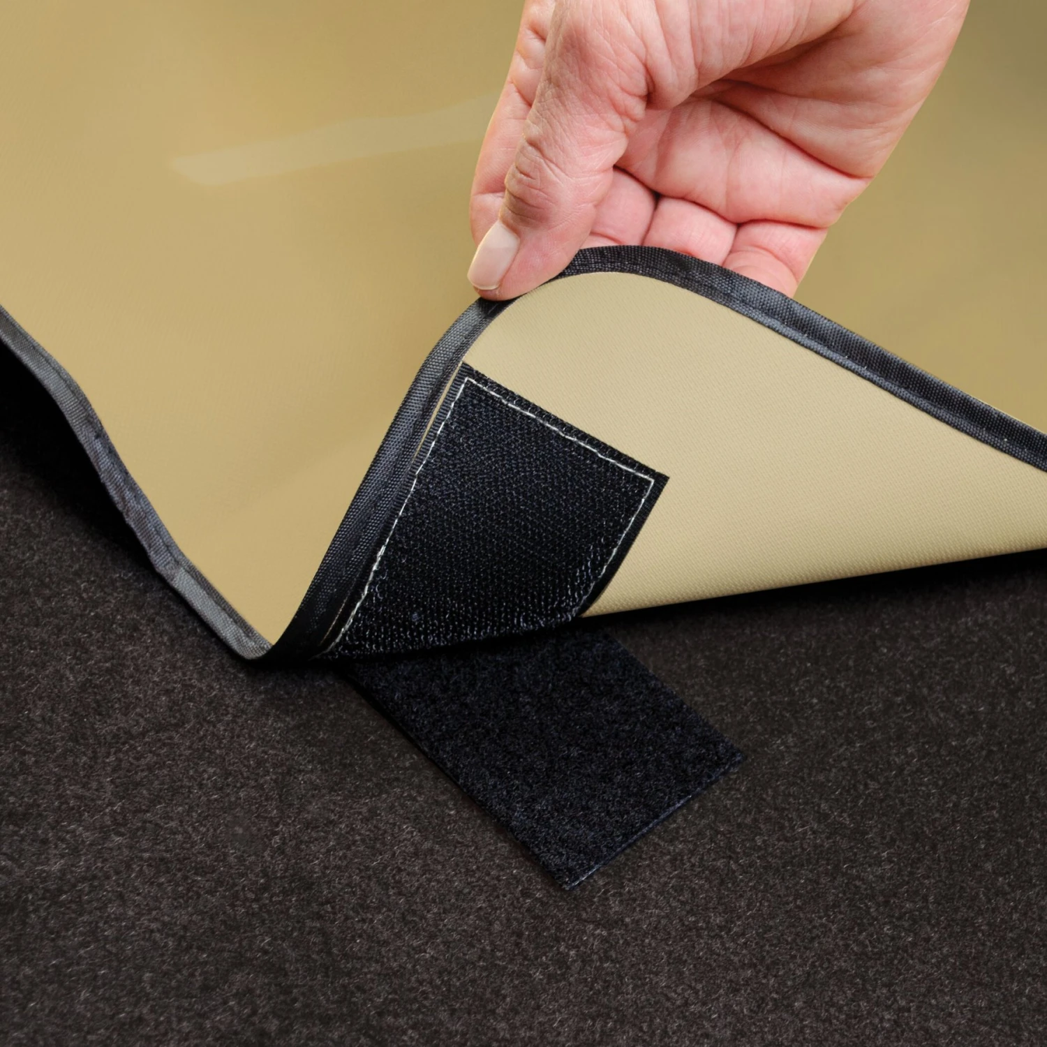 Pet Parade Waterproof Dog Seatcover, Beige 4 Pet Parade Waterproof Dog Seatcover, Beige - Image 4