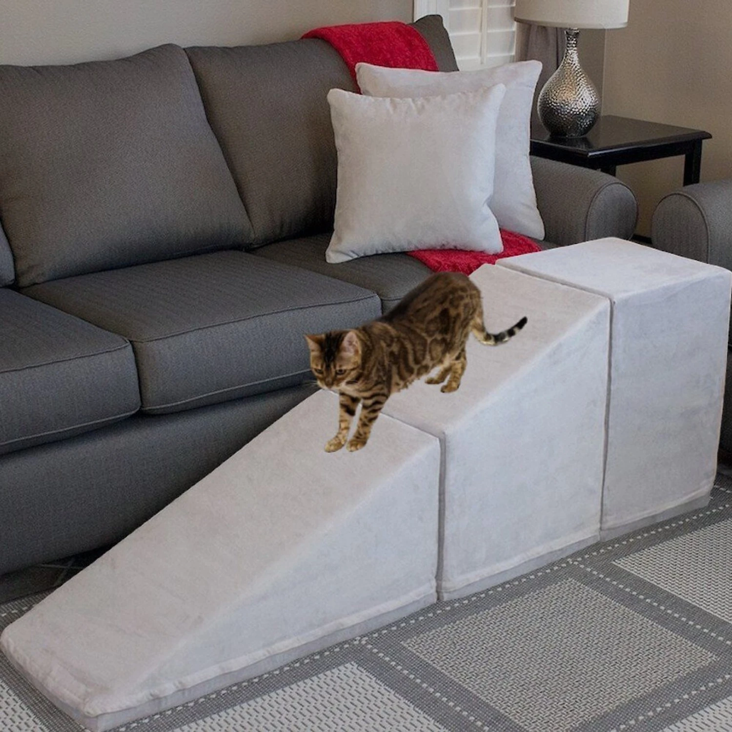 Royal Ramps Extra Wide Dog & Cat Ramp & Landing 6 Royal Ramps Extra Wide Dog & Cat Ramp & Landing - Image 6