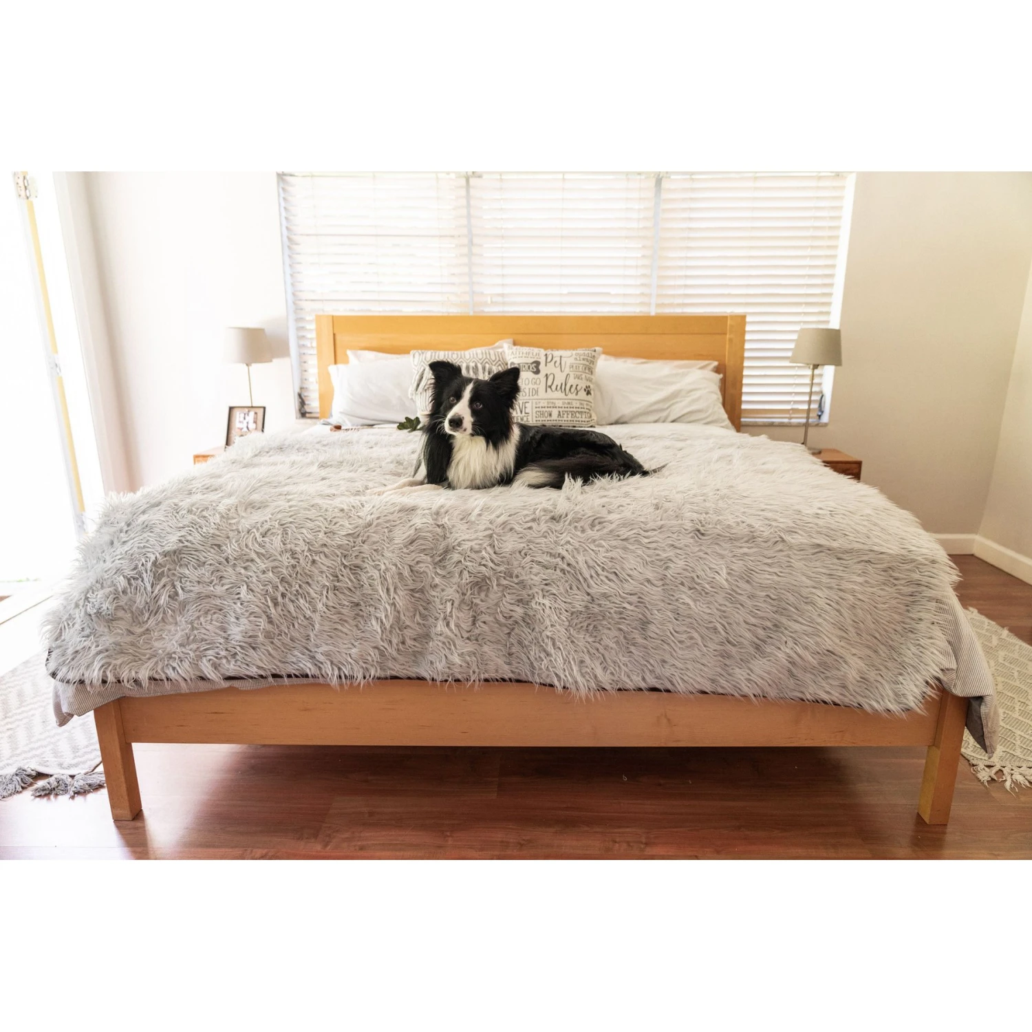 PawBrands PupProtector Cool Comfort Waterproof Throw Dog Blanket 4 PawBrands PupProtector Cool Comfort Waterproof Throw Dog Blanket - Image 4