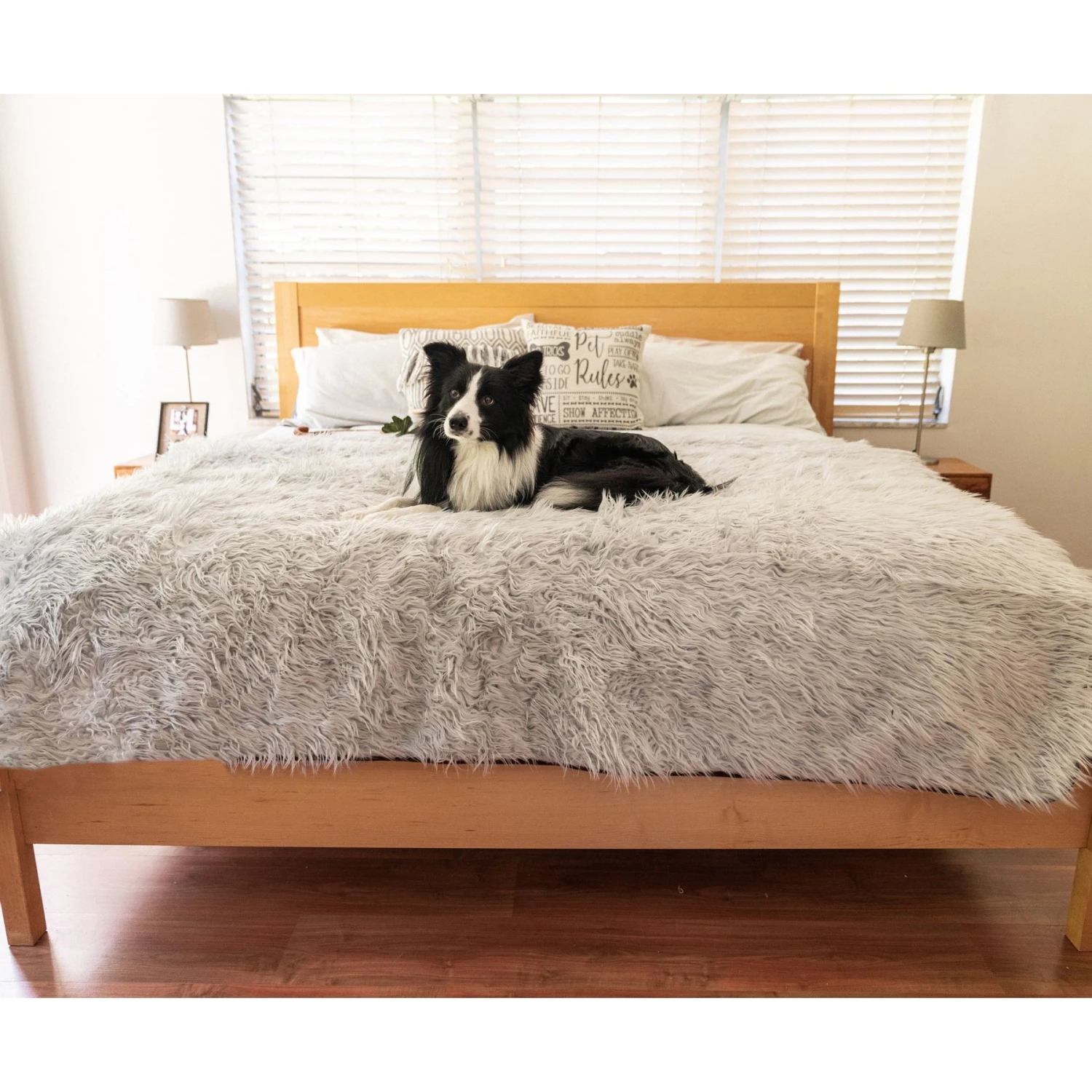 PawBrands PupProtector Cool Comfort Waterproof Throw Dog Blanket 5 PawBrands PupProtector Cool Comfort Waterproof Throw Dog Blanket - Image 5