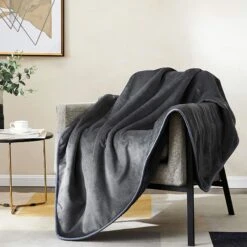 Allisandro Extra Soft Micro Fleece With Sherpa Triple Layer Tech Waterproof Cat & Dog Blanket, Dark Grey 15 Allisandro Extra Soft Micro Fleece With Sherpa Triple Layer Tech Waterproof Cat & Dog Blanket, Dark Grey -PetSafe Shop Sale 703486 PT6. AC SS1800 V1668185827