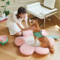 VETRESKA Flora Bolster Cat & Dog Bed 16 VETRESKA Flora Bolster Cat & Dog Bed -PetSafe Shop Sale 805246 PT7. AC SS1800 V1680528947