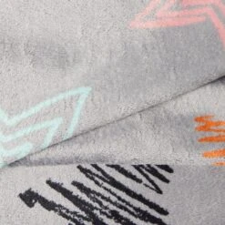 Frisco Plush Cat & Dog Throw Blanket 9 Frisco Plush Cat & Dog Throw Blanket -PetSafe Shop Sale 816702 PT4. AC SS1800 V1701117014