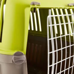 MidWest Spree Plastic Dog & Cat Kennel 11 MidWest Spree Plastic Dog & Cat Kennel -PetSafe Shop Sale 89383 PT4. AC SS1800 V1516907249