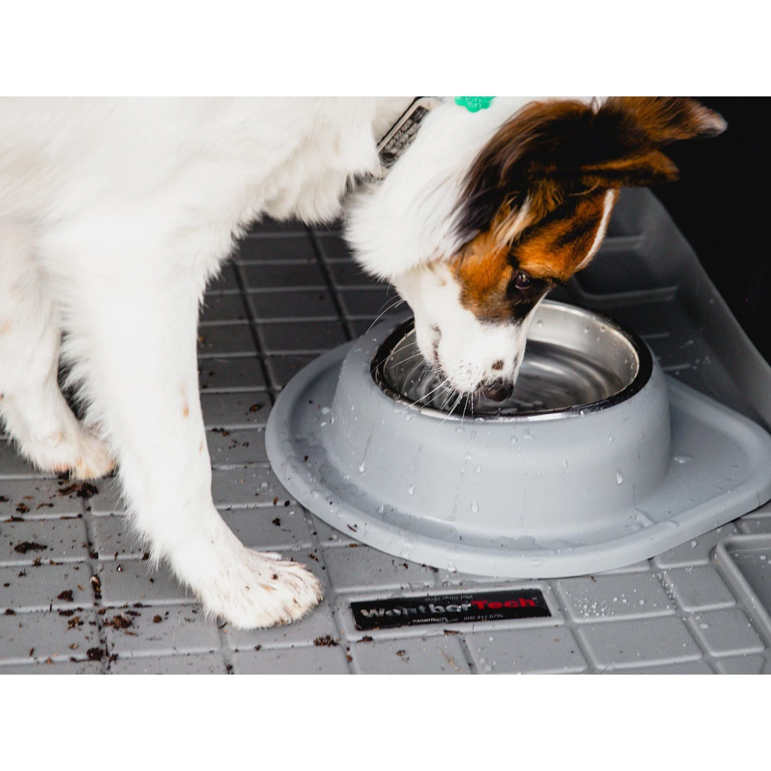 WeatherTech Single Low Stainless Steel Cat & Dog Pet Feeding System 3 WeatherTech Single Low Stainless Steel Cat & Dog Pet Feeding System - Image 3